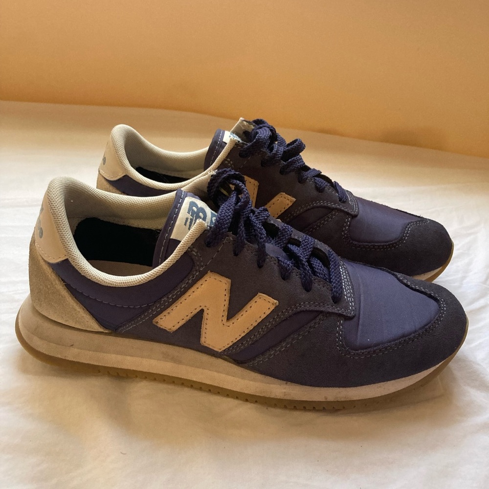 WOMEN'S NEW BALANCE W420V2 SNEAKERS